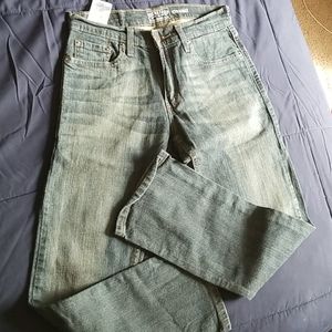 LEVI  straight blue jean